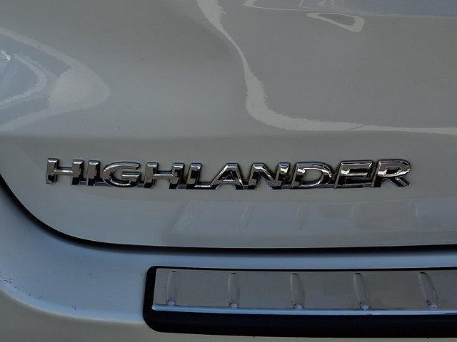 2017 Toyota Highlander Limited V6 AWD (Natl)