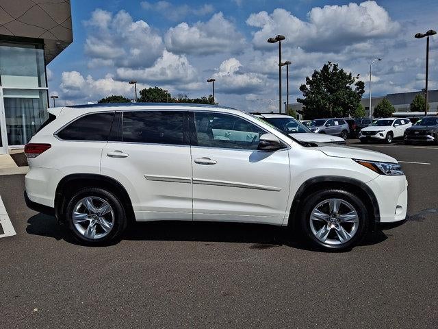 2017 Toyota Highlander Limited V6 AWD (Natl)