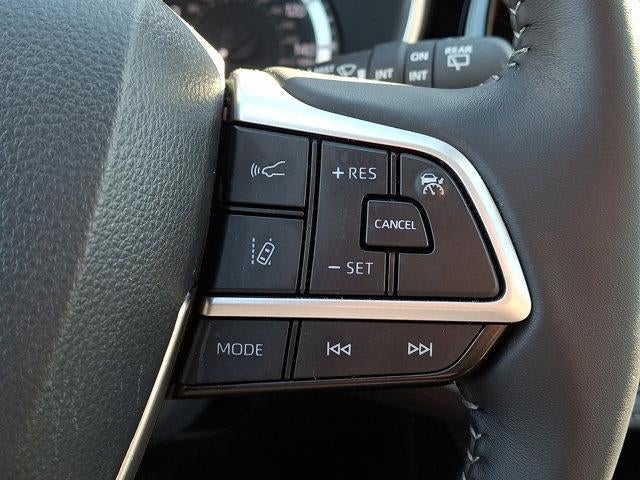 2025 Toyota Highlander XLE AWD (Natl)