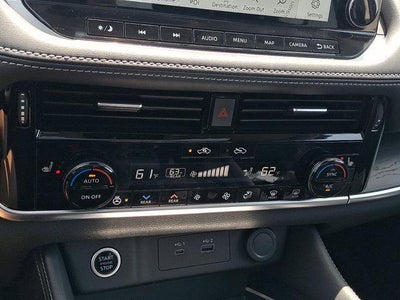 2022 Nissan Rogue AWD Platinum