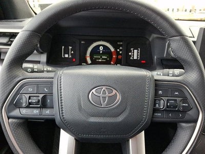 2025 Toyota 4Runner SR5 4WD (GS)