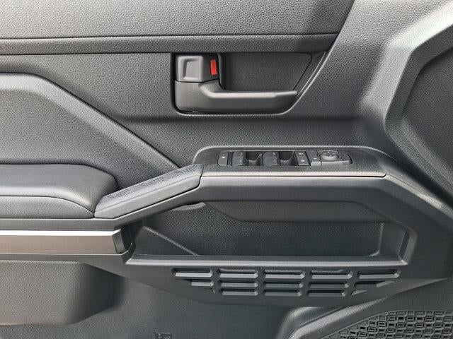 2025 Toyota 4Runner SR5 4WD (GS)