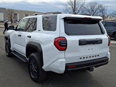 2025 Toyota 4Runner SR5 4WD (GS)