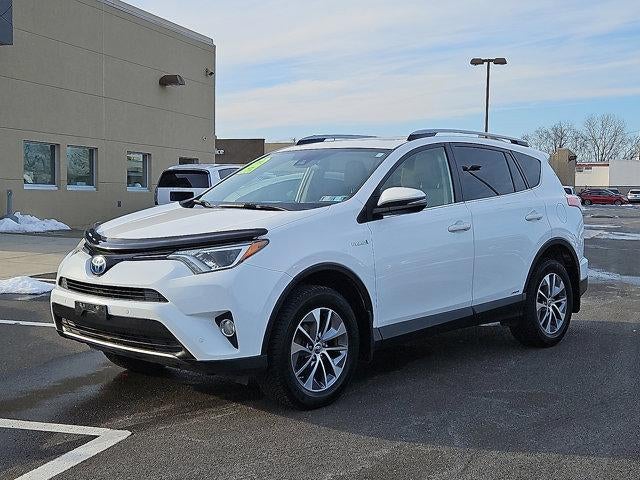 2017 Toyota RAV4 Hybrid XLE AWD (Natl)