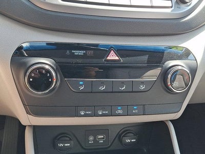 2016 Hyundai TUCSON AWD 4dr SE