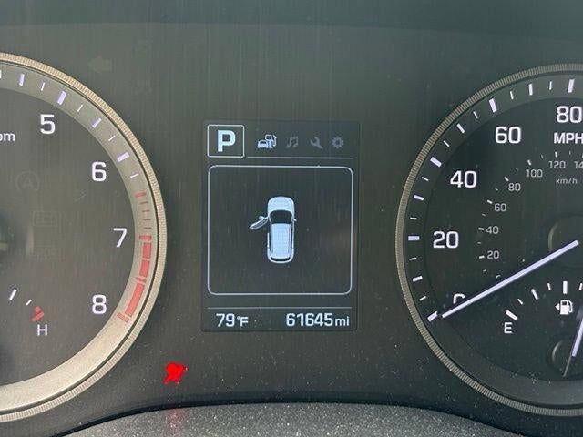 2016 Hyundai TUCSON AWD 4dr SE
