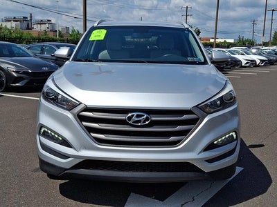 2016 Hyundai TUCSON AWD 4dr SE
