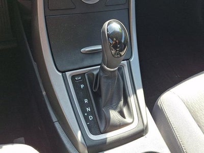 2016 Hyundai ELANTRA 4dr Sdn Auto SE