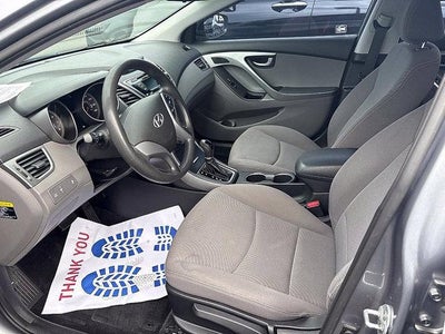 2016 Hyundai ELANTRA 4dr Sdn Auto SE