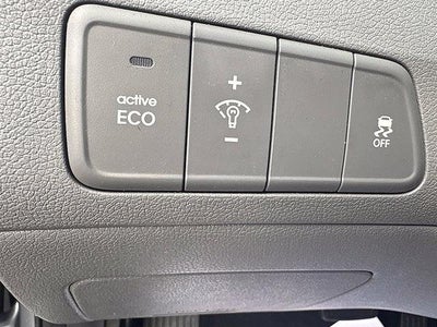 2016 Hyundai ELANTRA 4dr Sdn Auto SE