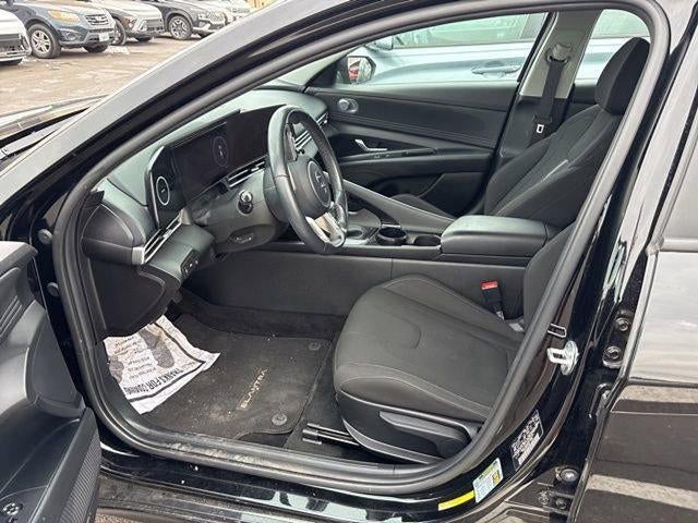 2023 Hyundai ELANTRA SEL IVT