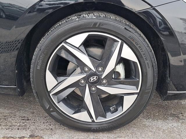 2023 Hyundai ELANTRA SEL IVT
