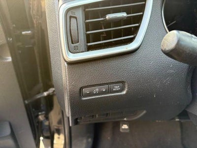 2016 Nissan Rogue FWD 4dr SV